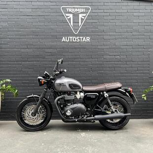 Triumph Bonneville T120 Black