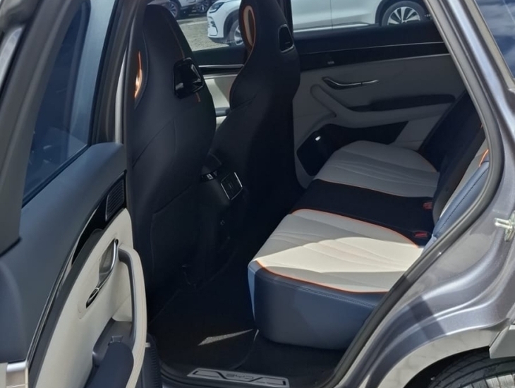 galeria SONG PLUS PREMIUM