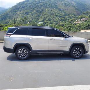 Jeep COMMANDER 1.3 T270 TURBO FLEX LIMITED AT6