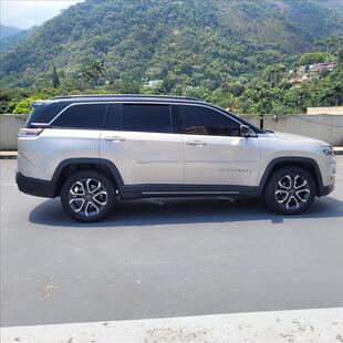 Jeep COMMANDER 1.3 T270 TURBO FLEX LIMITED AT6