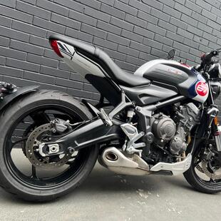 Triumph Trident 660 Triple Tribute