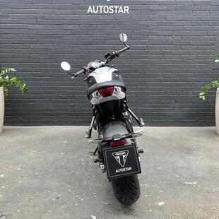 Triumph Trident 660 Triple Tribute