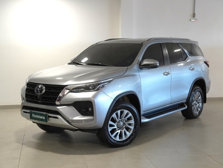 galeria HILUX SW4