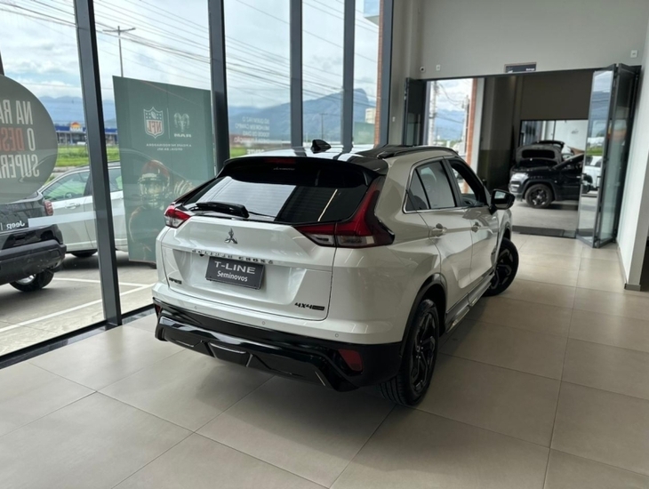 galeria ECLIPSE CROSS