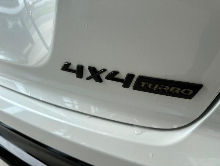 galeria ECLIPSE CROSS