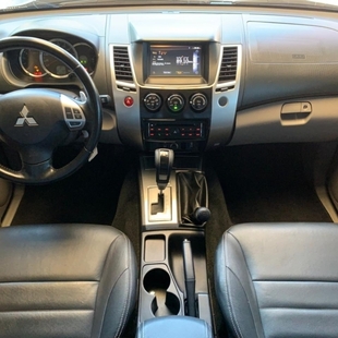 Mitsubishi PAJERO DAKAR 3.2 HPE 4X4 7 LUGARES 16V TURBO INTERCOOLER DIESEL 4P AUTOMÁTICO