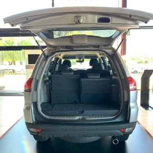 Mitsubishi PAJERO DAKAR 3.2 HPE 4X4 7 LUGARES 16V TURBO INTERCOOLER DIESEL 4P AUTOMÁTICO