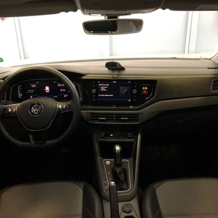 Volkswagen POLO 1.0 200 TSI HIGHLINE AUTOMÁTICO