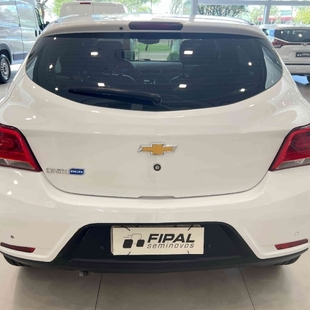 Chevrolet ONIX 1.4 MPFI ACTIV 8V FLEX 4P AUTOMÁTICO