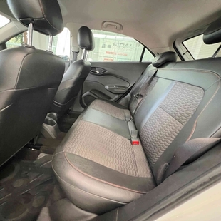 Chevrolet ONIX 1.4 MPFI ACTIV 8V FLEX 4P AUTOMÁTICO