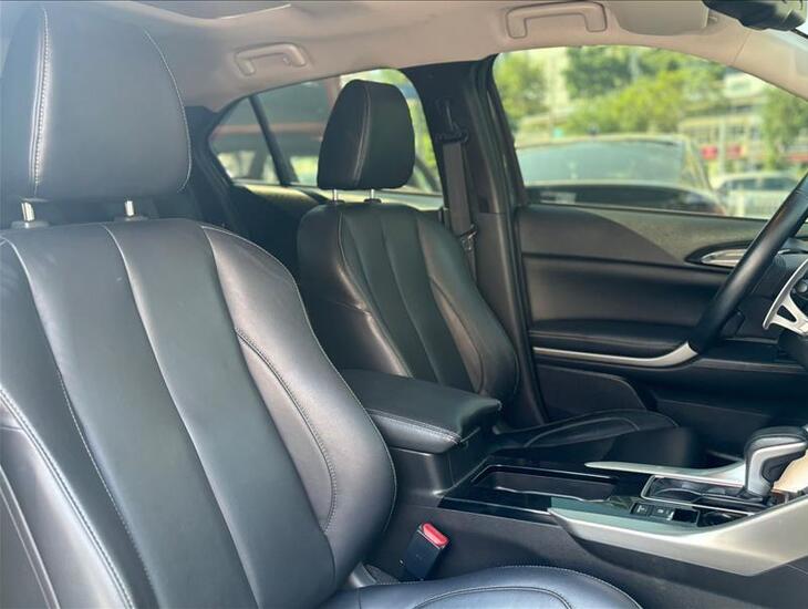 galeria ECLIPSE CROSS