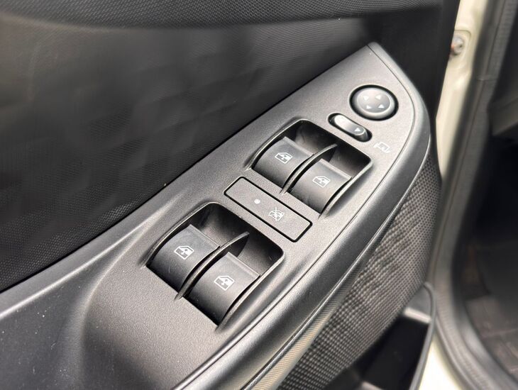 galeria FASTBACK AUDACE T200