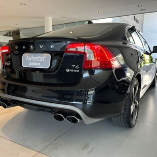 Volvo S60 3.0 T6 AWD R-Design Auto