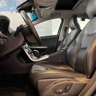 Volvo S60 3.0 T6 AWD R-Design Auto