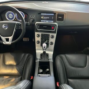 Volvo S60 3.0 T6 AWD R-Design Auto