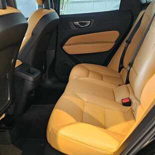 Volvo XC60 2.0 T5 Momentum AWD