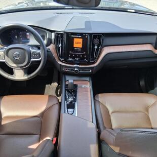 Volvo XC60 2.0 T8 RECHARGE PLUS AWD GEARTRONIC