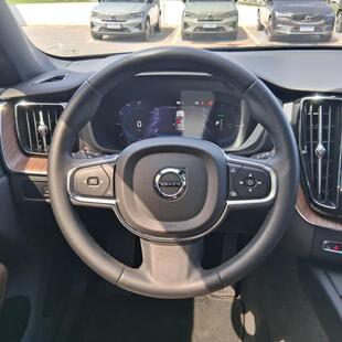 Volvo XC60 2.0 T8 RECHARGE PLUS AWD GEARTRONIC