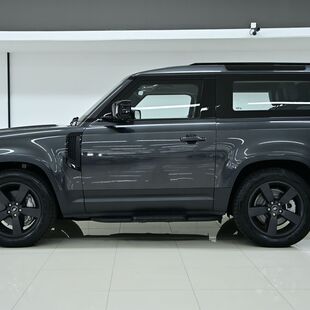 Land Rover Defender 90 D300 HSE Diesel Aut.( Hibr.)