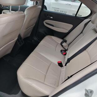 Honda CITY 1.5 i-VTEC FLEX TOURING CVT