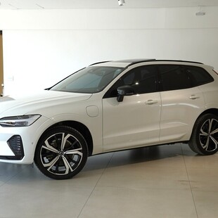 Volvo XC60 2.0 T8 RECHARGE ULTIMATE DARK AWD GEARTRONIC