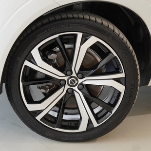 Volvo XC60 2.0 T8 RECHARGE ULTIMATE DARK AWD GEARTRONIC