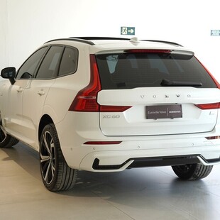 Volvo XC60 2.0 T8 RECHARGE ULTIMATE DARK AWD GEARTRONIC
