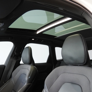 Volvo XC60 2.0 T8 RECHARGE ULTIMATE DARK AWD GEARTRONIC