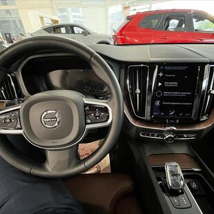 Volvo XC60 2.0 T8 HYBRID INSCRIPTION AWD GEARTRONIC