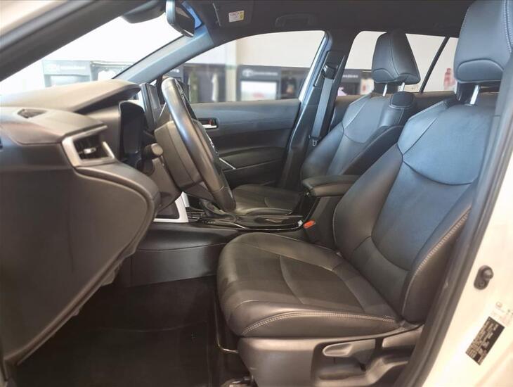 galeria COROLLA CROSS