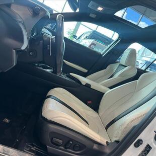 Lexus UX 250h 2.0 VVT-I HYBRID F-SPORT CVT