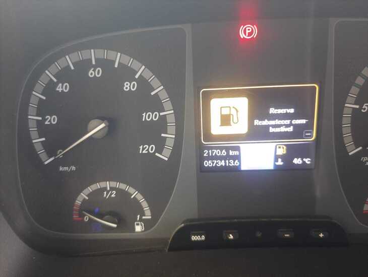 galeria MERCEDES BENZ AXOR 2536 S 6X2