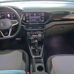 Volkswagen T-CROSS 1.4 250 TSI TOTAL FLEX HIGHLINE AUTOMÁTICO
