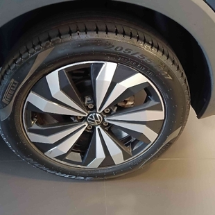 Volkswagen T-CROSS 1.4 250 TSI TOTAL FLEX HIGHLINE AUTOMÁTICO