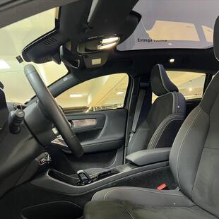 Volvo C40 P8 RECHARGE TWIN ELECTRIC ULTIMATE AWD