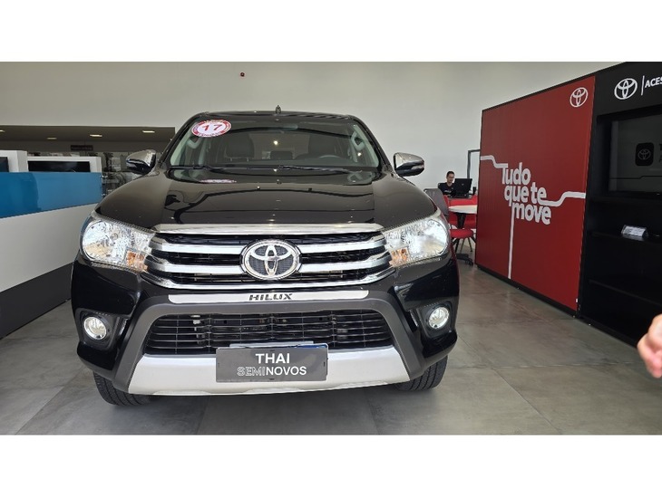 galeria HILUX