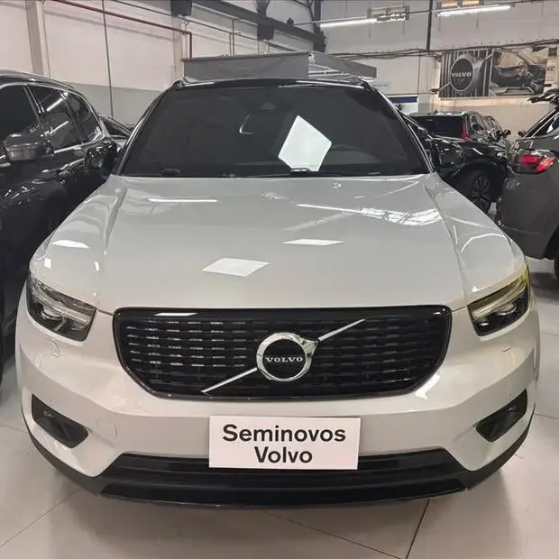 Volvo XC40 1.5 T5 RECHARGE R-DESIGN GEARTRONIC