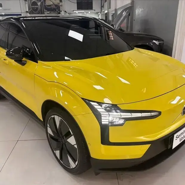 Volvo EX30 69 KW ELÉTRICO ULTRA