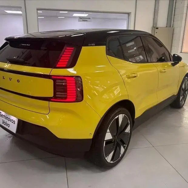 Volvo EX30 69 KW ELÉTRICO ULTRA