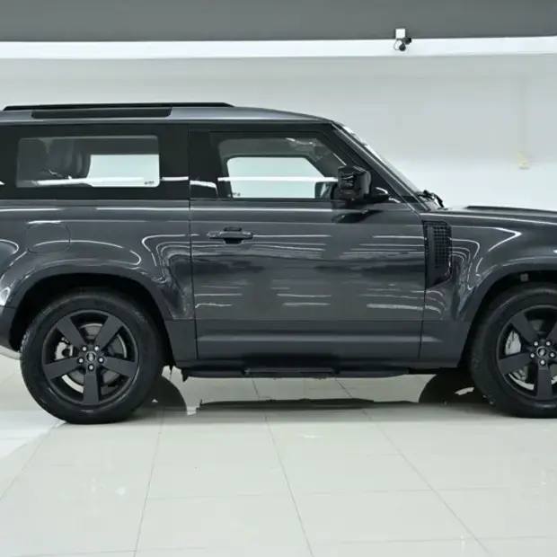 Land Rover Defender 90 D300 HSE Diesel Aut.( Hibr.)