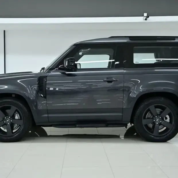 Land Rover Defender 90 D300 HSE Diesel Aut.( Hibr.)