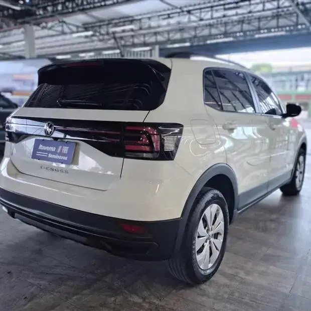 Volkswagen T-CROSS 1.0 200 TSI TOTAL FLEX AUTOMÁTICO
