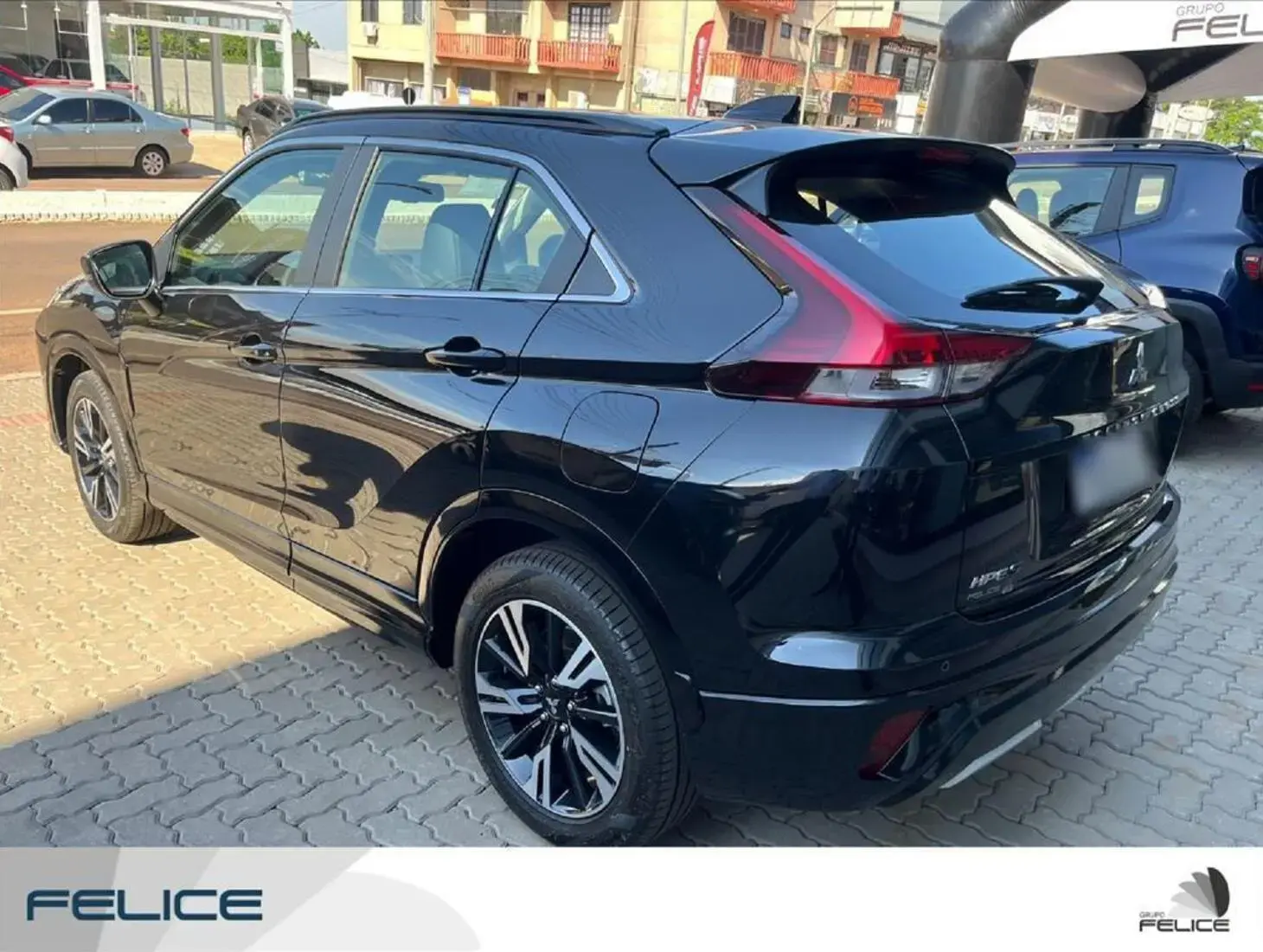 galeria ECLIPSE CROSS