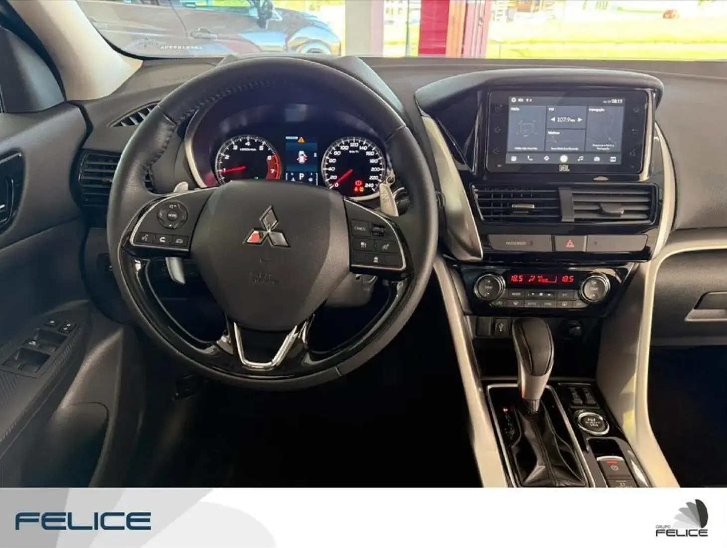 galeria ECLIPSE CROSS