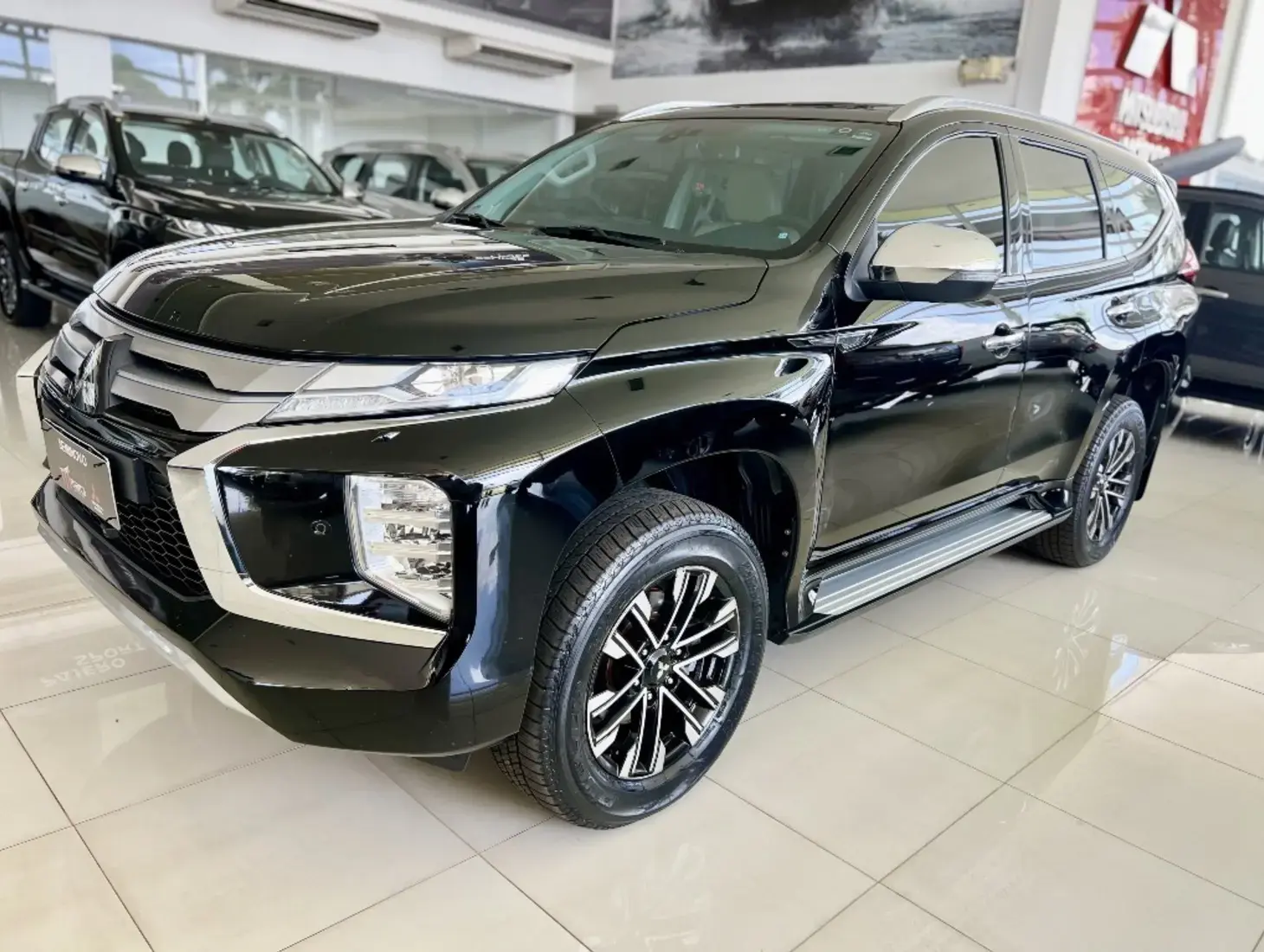 galeria PAJERO SPORT