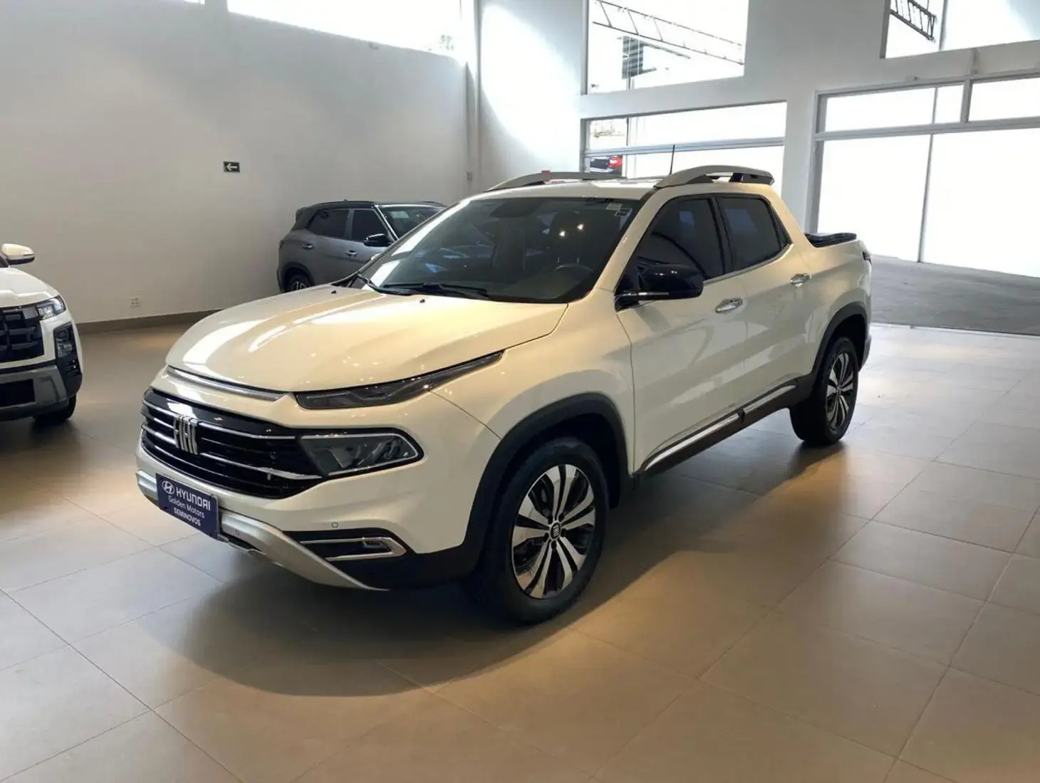 galeria Fiat Toro Volcano AT9 4x4