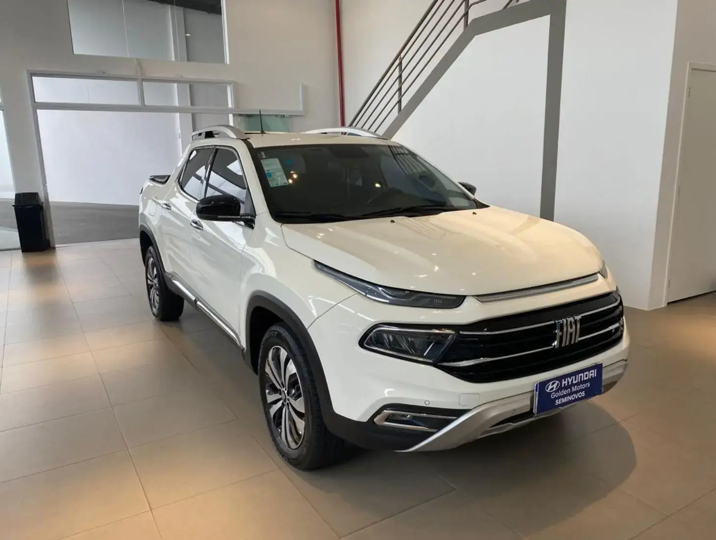 galeria Fiat Toro Volcano AT9 4x4