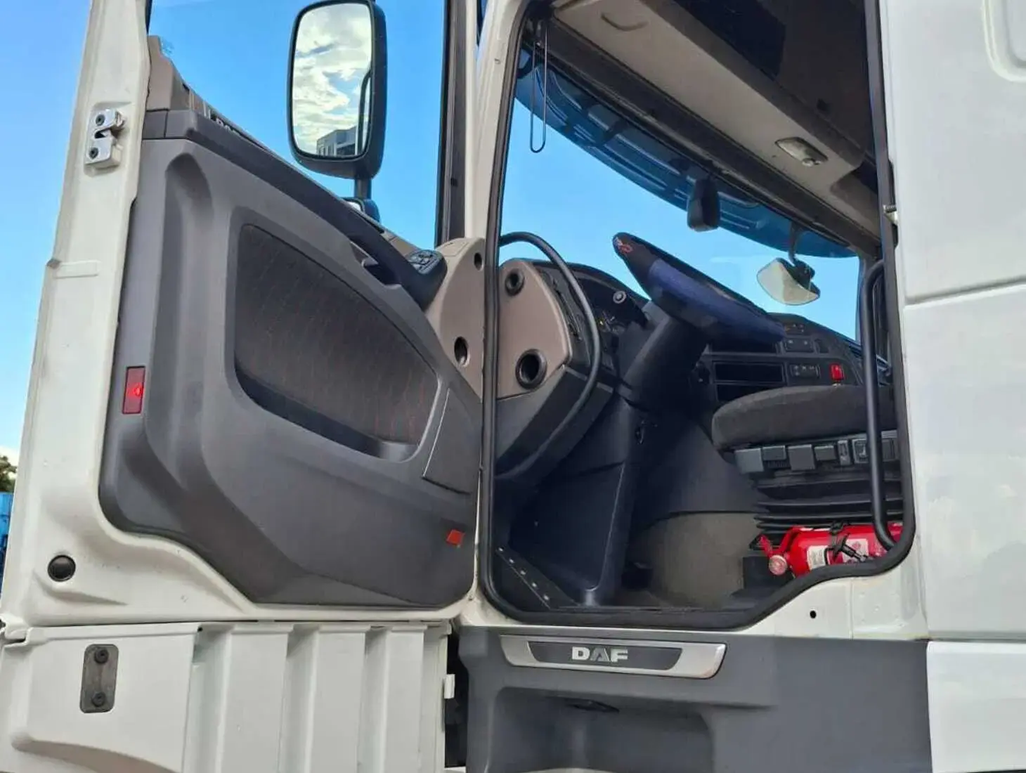 galeria DAF XF FTT 530 6x4