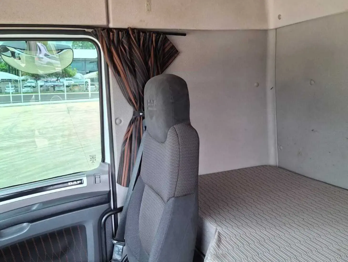 galeria DAF XF FTT 530 6x4