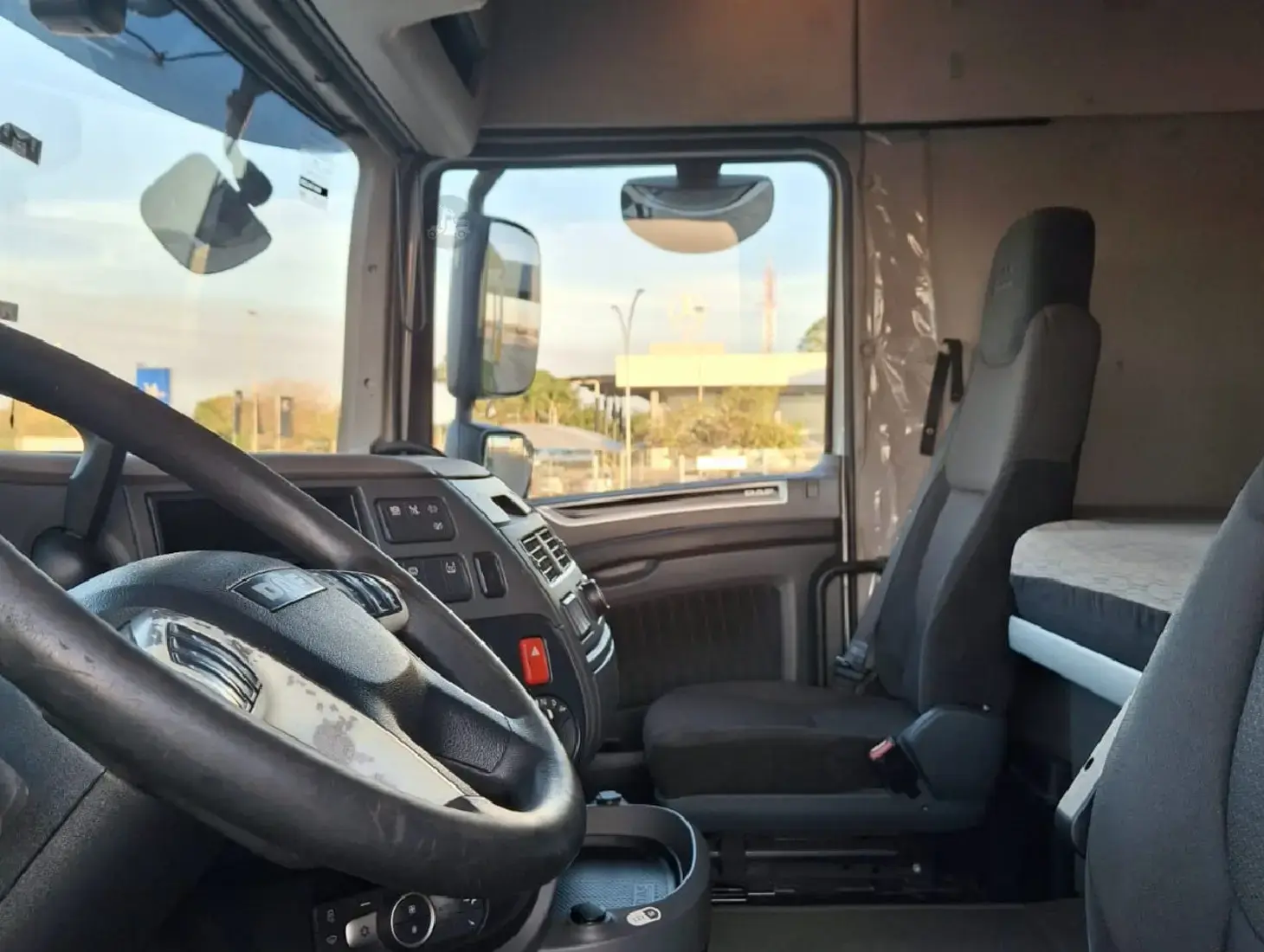 galeria DAF XF FTT 530 6x4